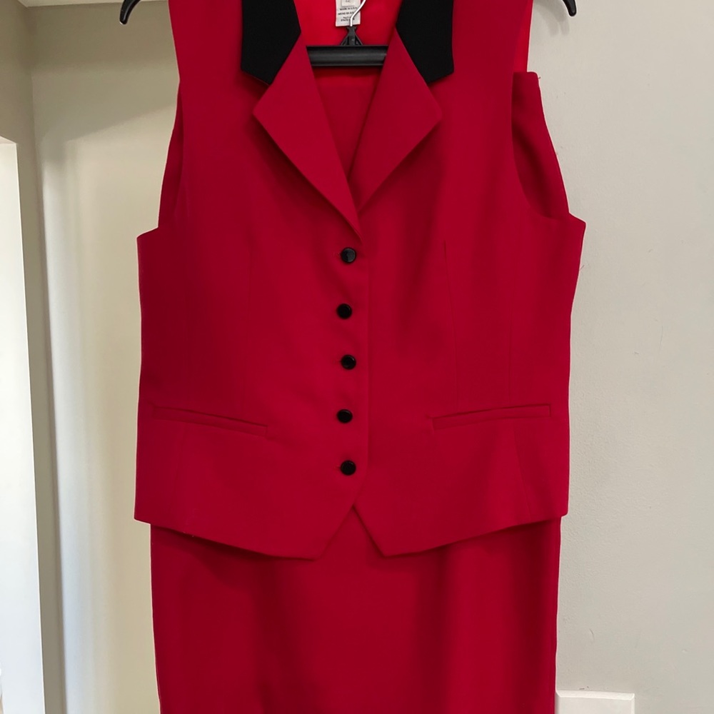 Jones wear womens vest set